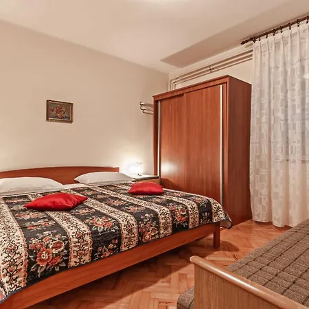 Giulia A2 Apartment Porec